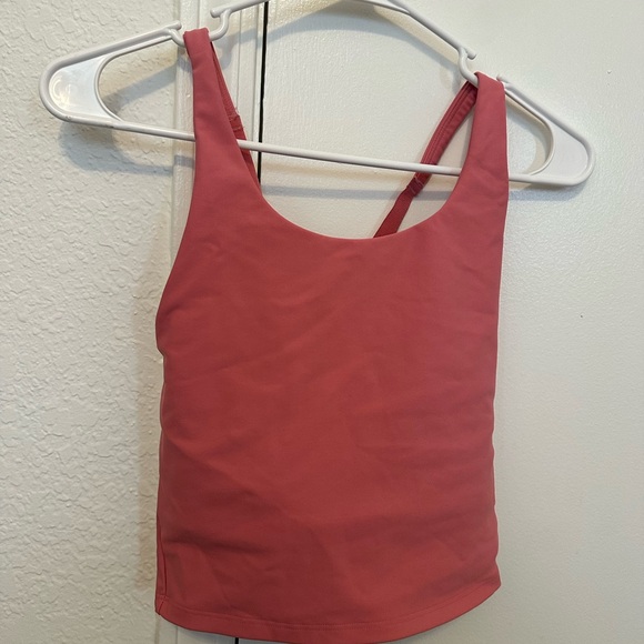 Old Navy sports bras size M (rarely used) - Picture 9 of 10